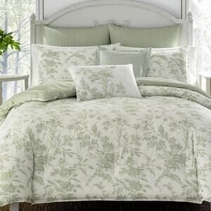 Laura Ashley NWOB Natalie Full/Queen Comforter Shams & Decorative Pillow